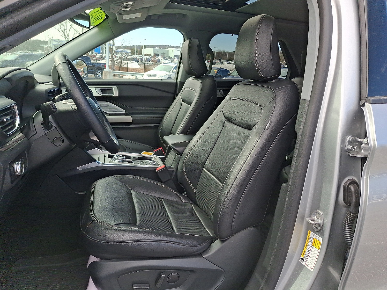 Certified 2023 Ford Explorer Limited w/ Limited Technology Package image 14