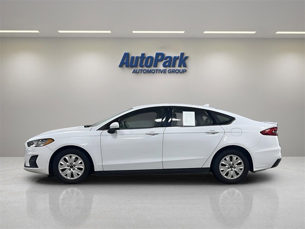 Certified 2020 Ford Fusion S image 4