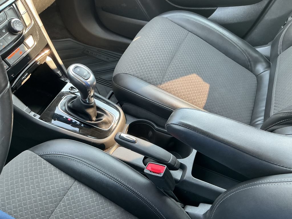 Used 2019 Buick Encore Preferred FWD image 26