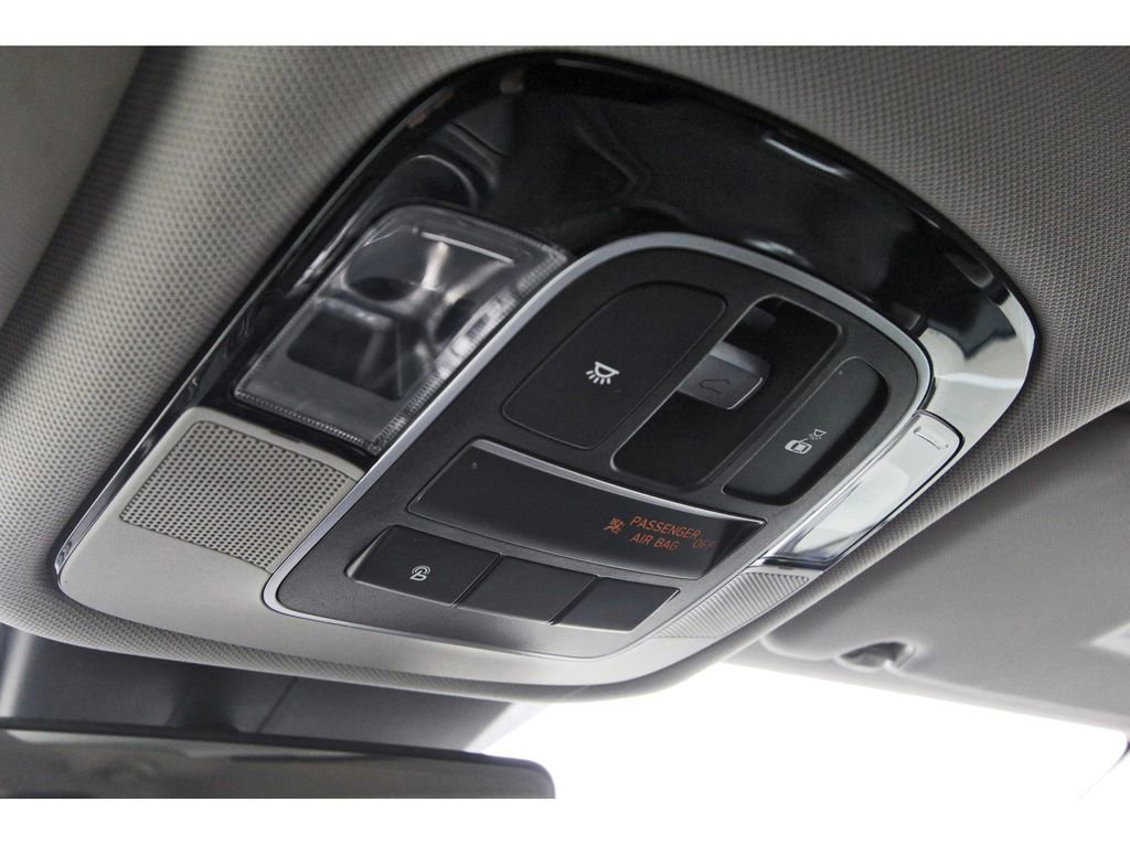 Used 2022 Hyundai Tucson Limited image 23