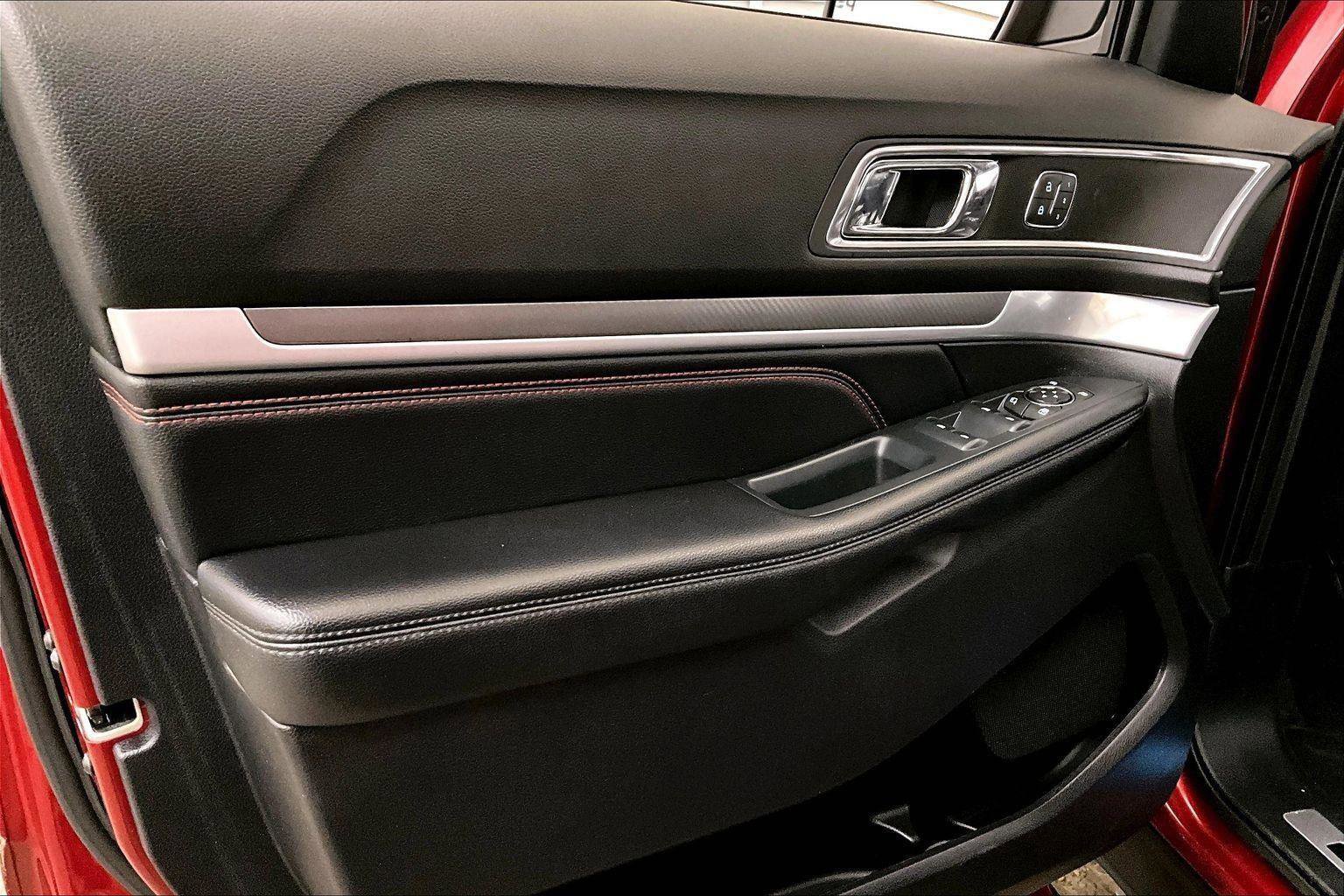 Certified 2018 Ford Explorer Sport w/ Equipment Group 401A image 22