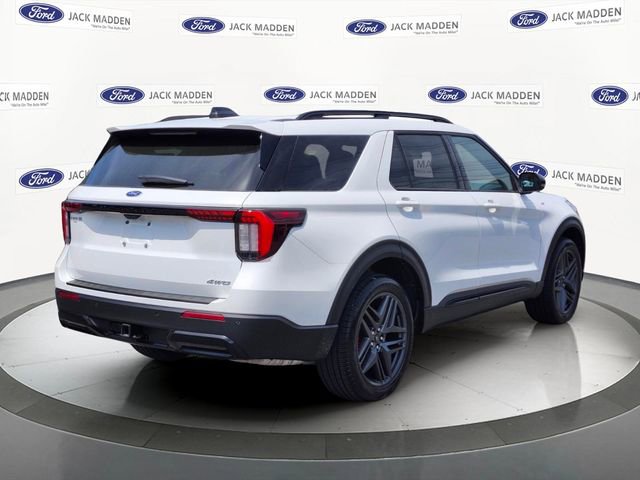 Certified 2025 Ford Explorer ST-Line w/ ST-Line Street Pack AWD/4WD image 5