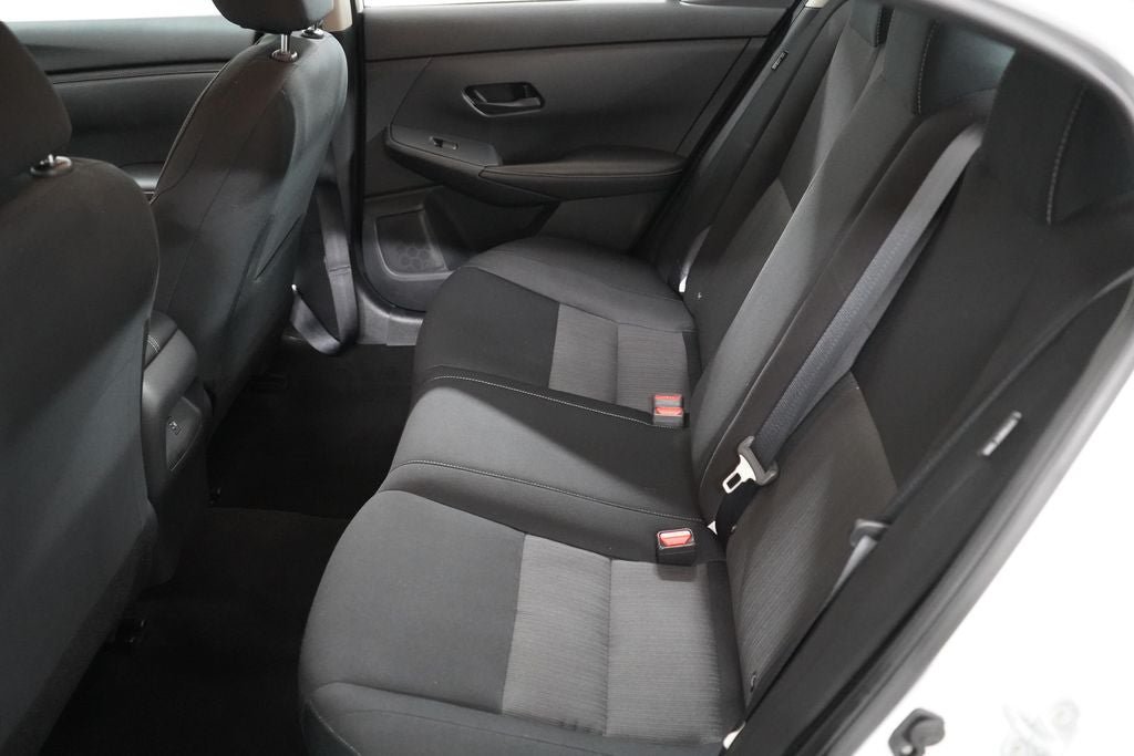 Used 2024 Nissan Sentra SV FWD image 22