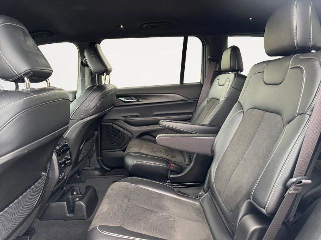 Used 2023 Jeep Grand Cherokee L Laredo AWD/4WD image 13
