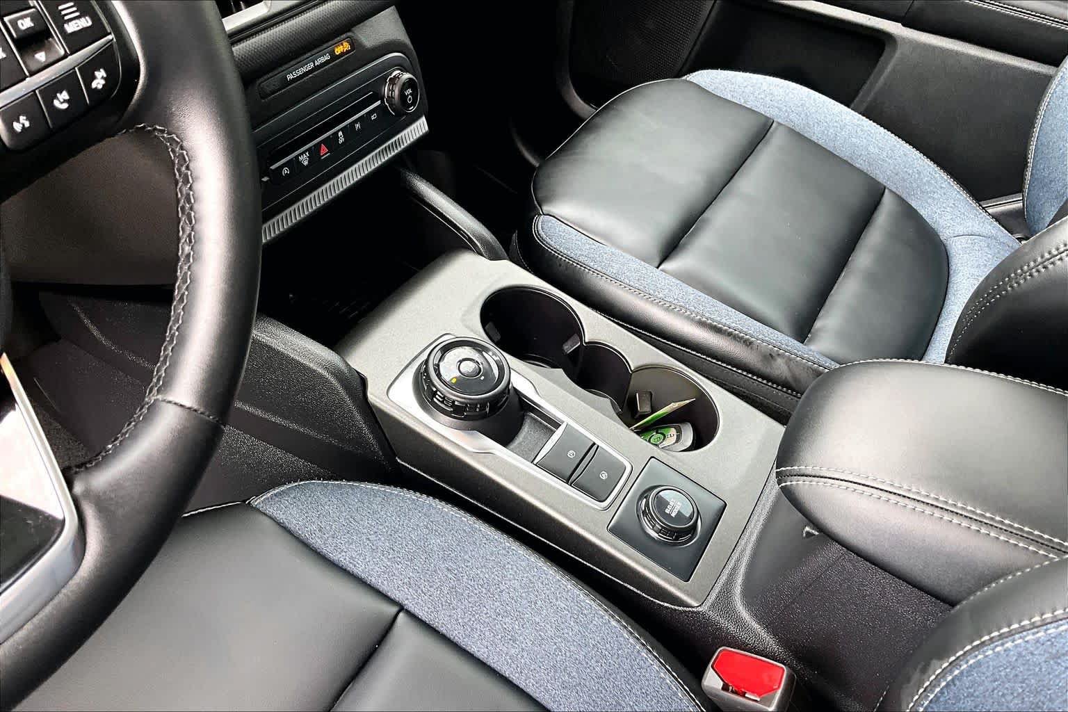 Certified 2025 Ford Bronco Sport Outer Banks w/ Outer Banks Tech Package+ AWD/4WD image 17