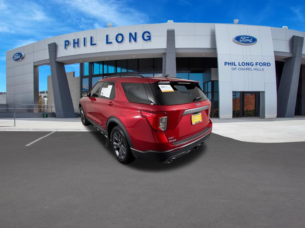 Certified 2023 Ford Explorer XLT w/ Equipment Group 202A AWD/4WD image 3