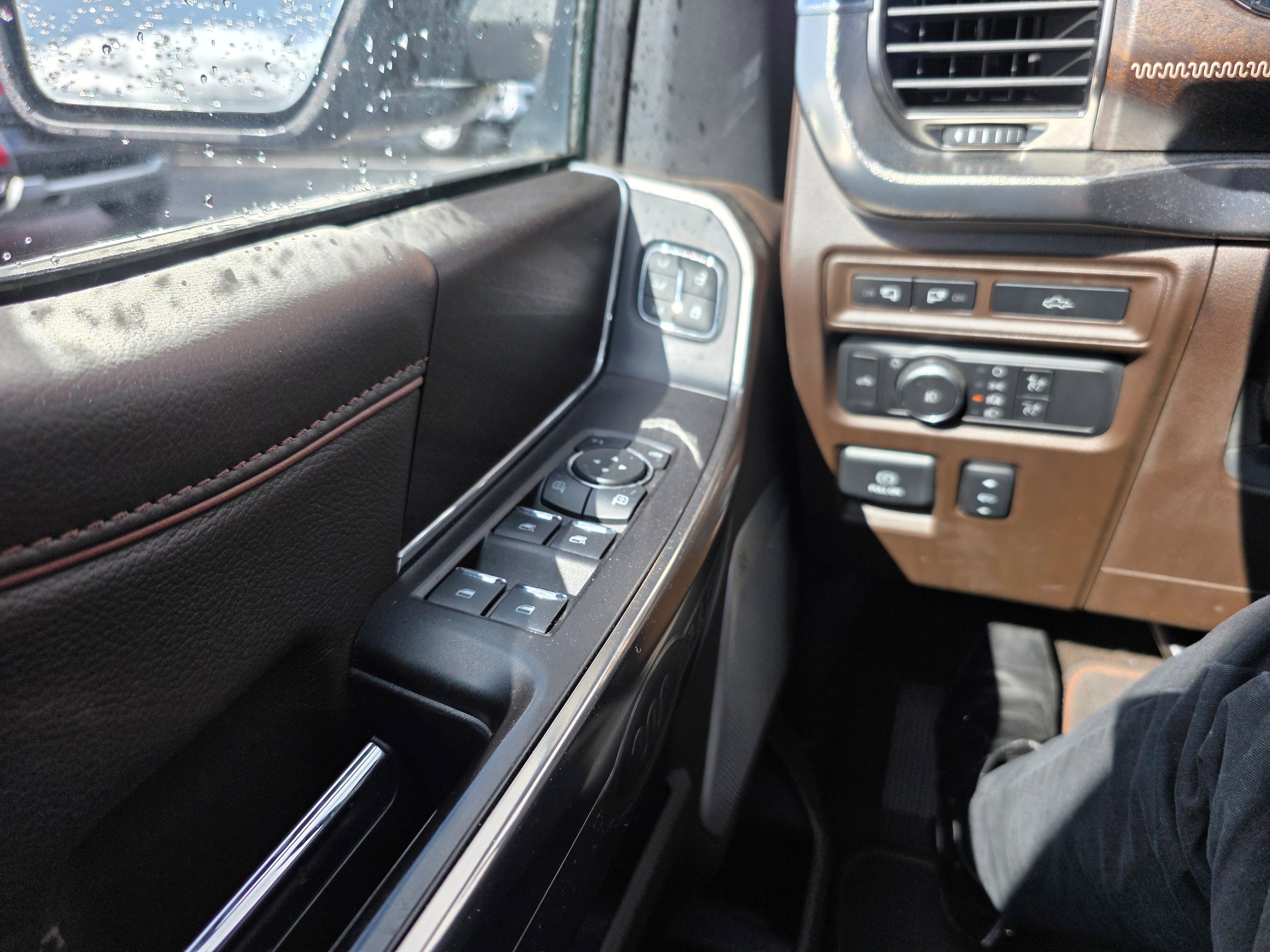 Certified 2021 Ford F150 King Ranch w/ Equipment Group 601A High AWD/4WD image 19