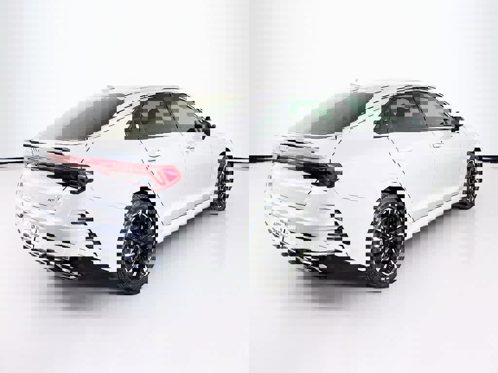 Used 2024 Kia K5 GT-Line w/ GT-Line Premium Package image 5