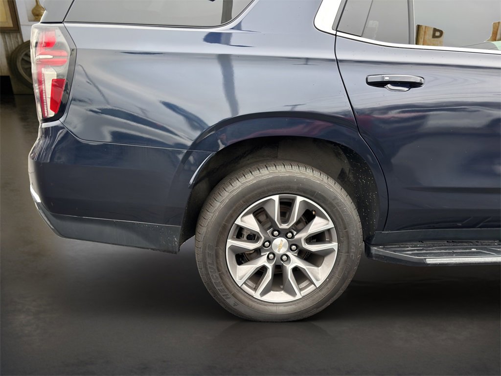 Used 2023 Chevrolet Tahoe LT w/ Luxury Package image 5