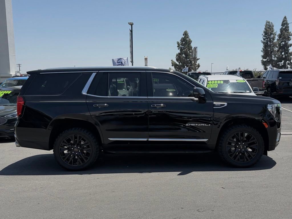 Used 2024 GMC Yukon Denali AWD/4WD image 9
