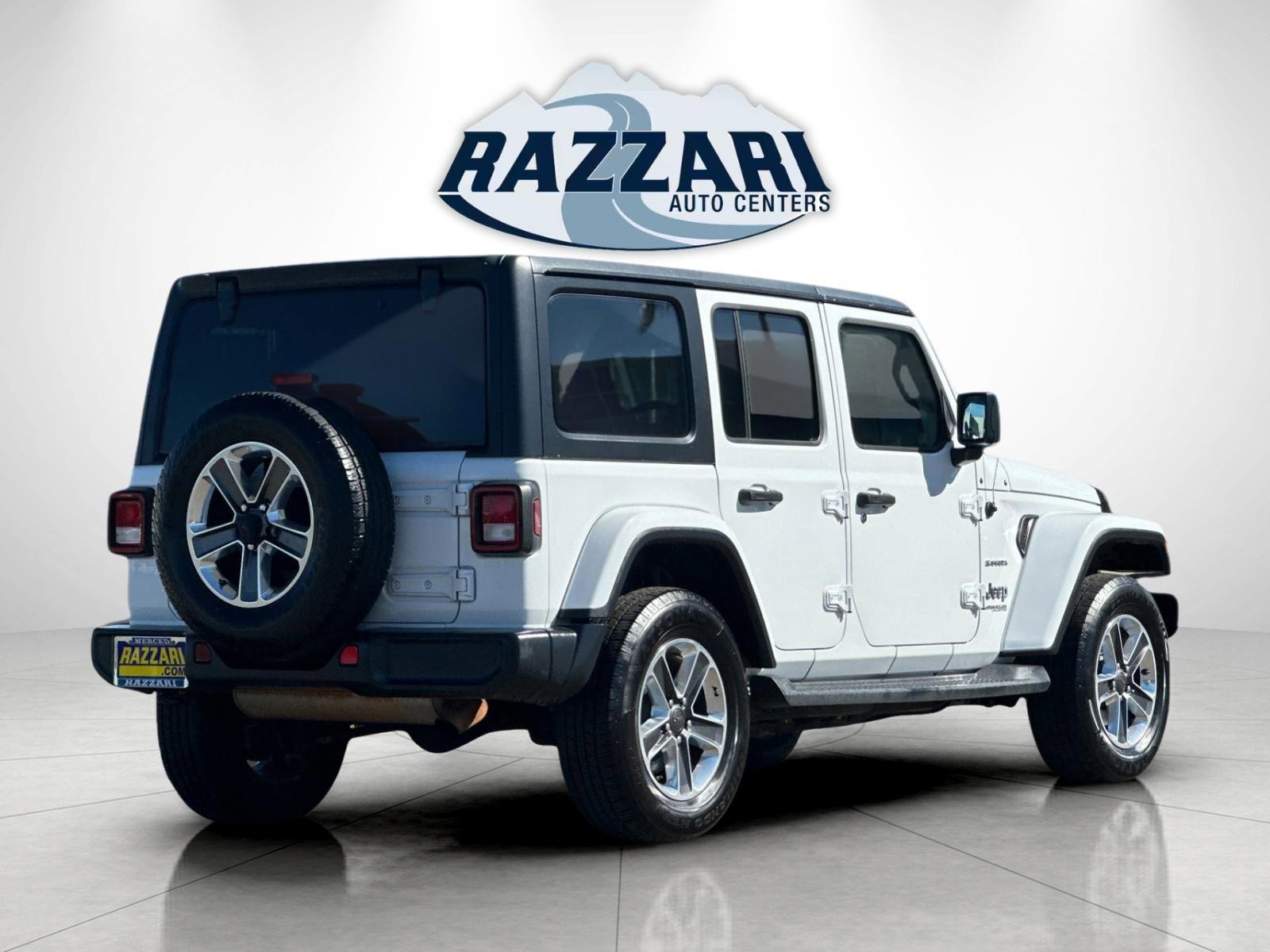 Used 2020 Jeep Wrangler Unlimited Sahara image 5