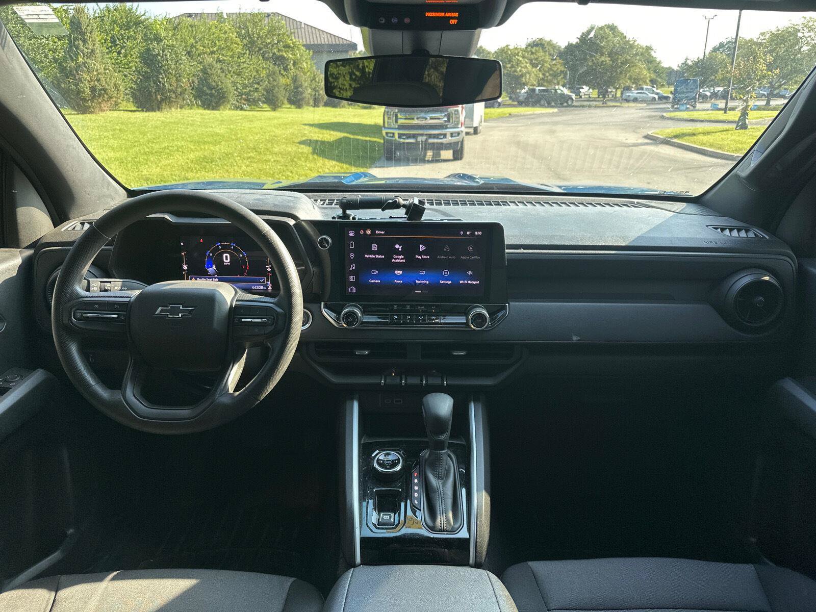 Used 2023 Chevrolet Colorado Trail Boss w/ Advanced Trailering Package AWD/4WD image 5