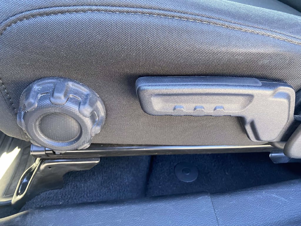 Used 2021 Jeep Gladiator Sport AWD/4WD image 16