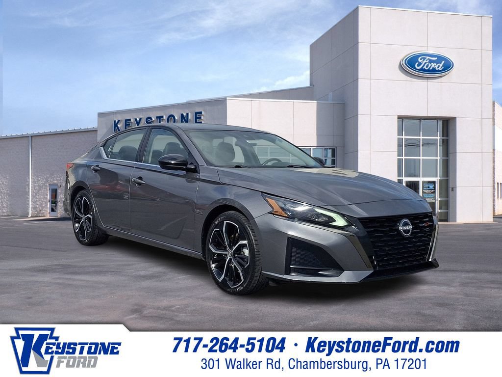 Used 2025 Nissan Altima 2.5 SR