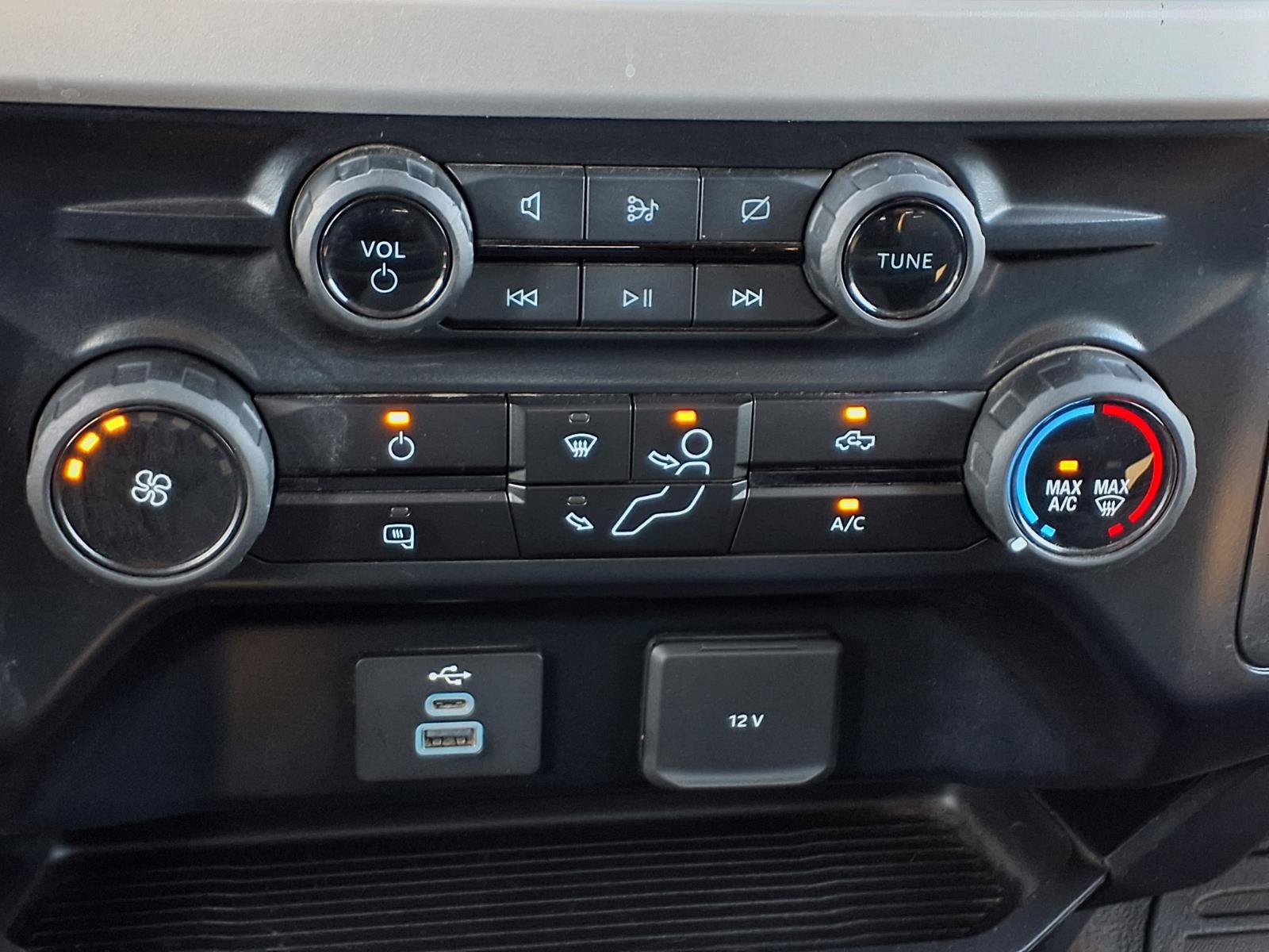 Certified 2024 Ford F350 XLT AWD/4WD image 11