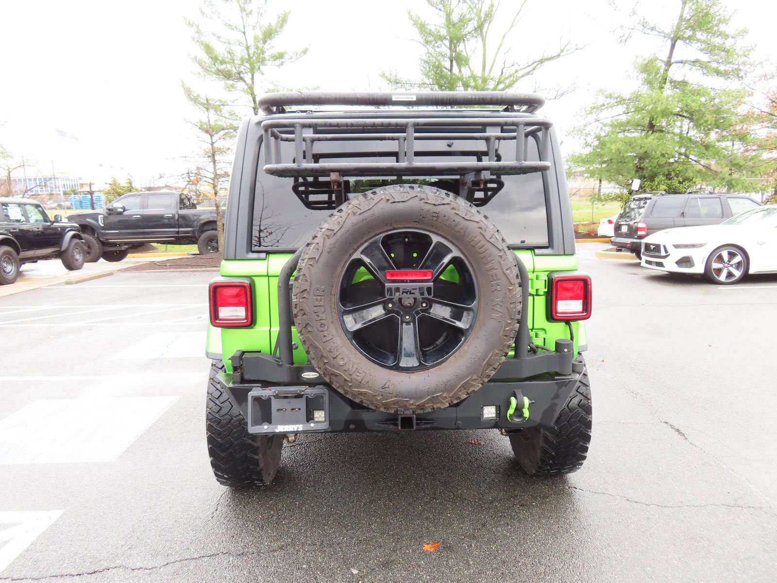 Used 2019 Jeep Wrangler Unlimited Sahara image 5