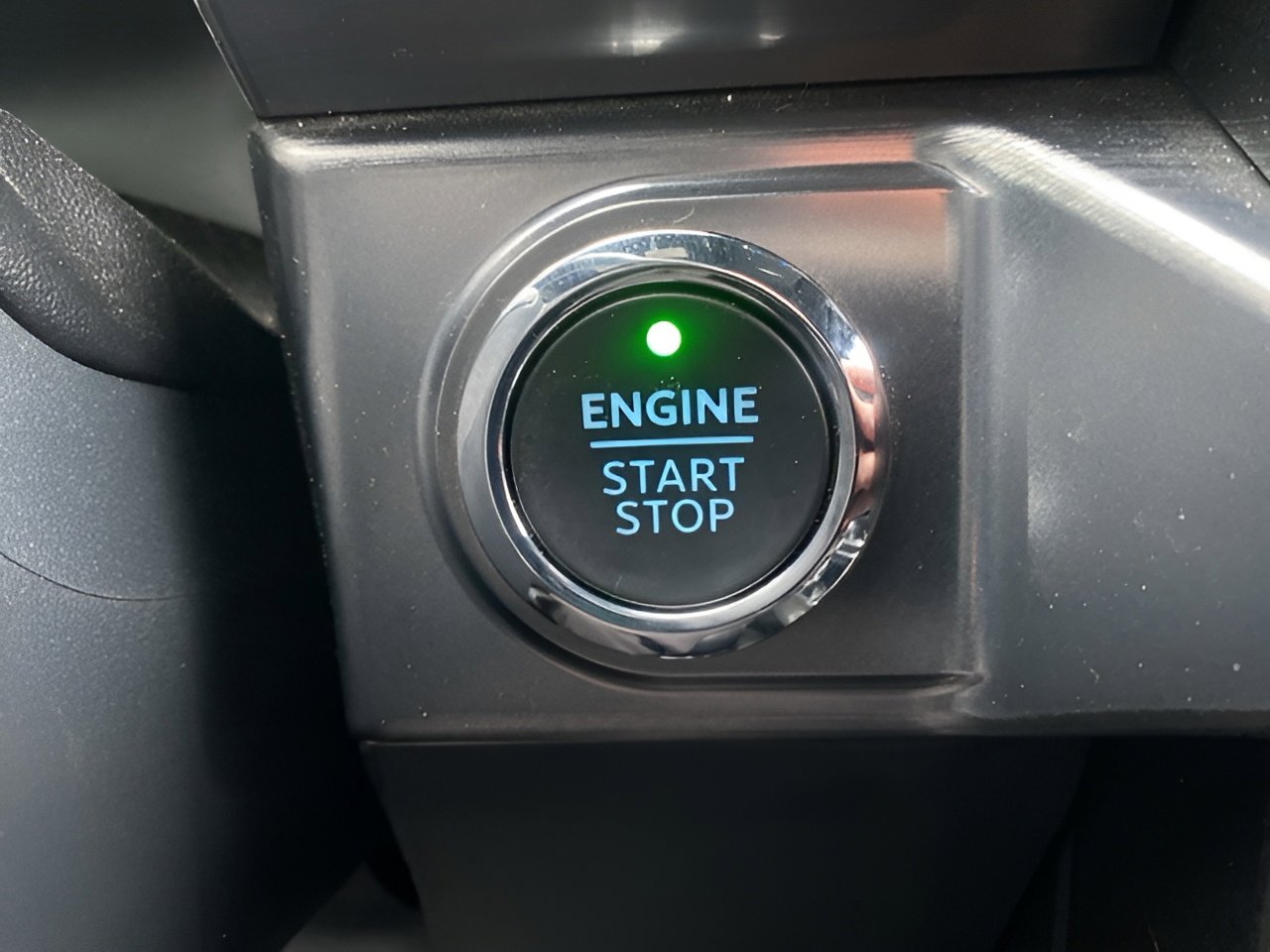 Certified 2023 Ford F150 Lariat w/ Equipment Group 502A High image 24