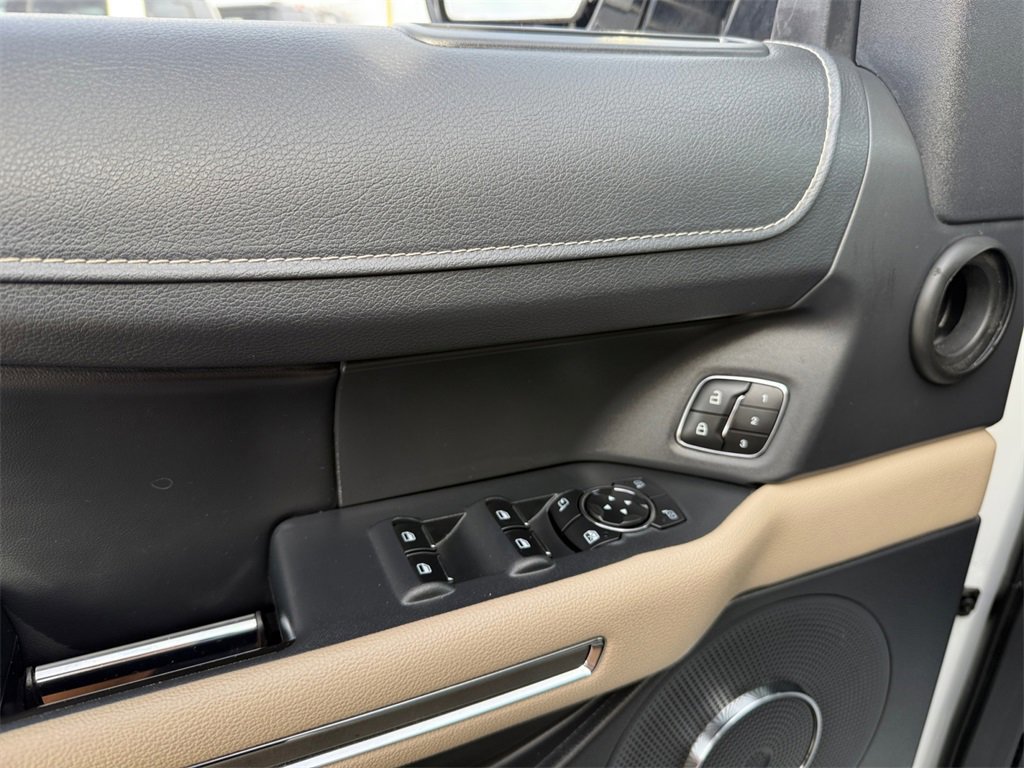 Certified 2024 Ford Expedition Max XLT image 24