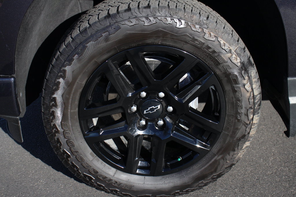 Used 2023 Chevrolet Silverado 1500 RST w/ Convenience Package II AWD/4WD image 14