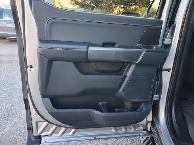 Certified 2022 Ford F150 XLT w/ Equipment Group 302A High image 13