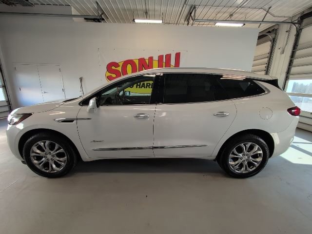 Used 2021 Buick Enclave Avenir image 2