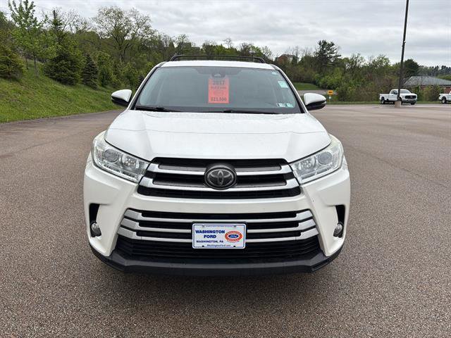 Used 2017 Toyota Highlander Plus w/ Protection Package #3 AWD/4WD image 8