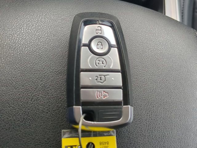 Certified 2023 Ford Edge SEL w/ Convenience Package AWD/4WD image 30