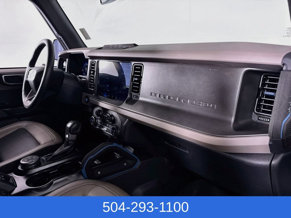 Certified 2024 Ford Bronco Wildtrak AWD/4WD image 31