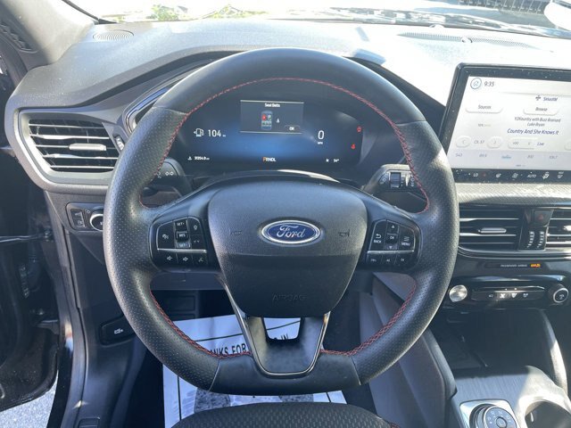 Certified 2023 Ford Escape ST-Line Select w/ Tech Pack #2 AWD/4WD image 7