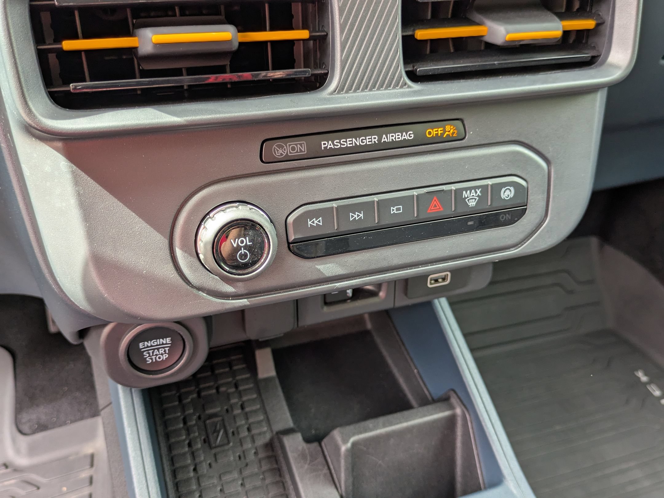 Certified 2025 Ford Maverick Tremor AWD/4WD image 25