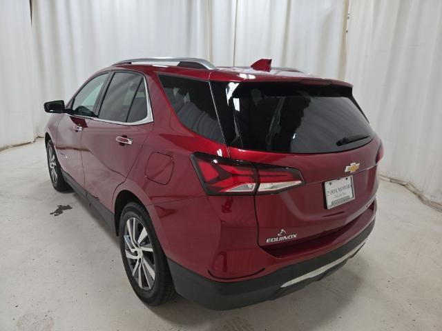 Used 2023 Chevrolet Equinox Premier AWD/4WD image 12