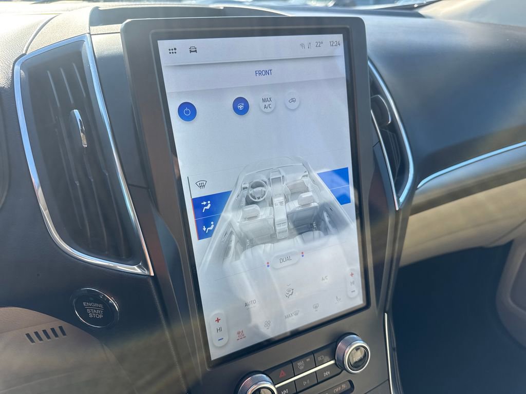 Certified 2023 Ford Edge Titanium image 30
