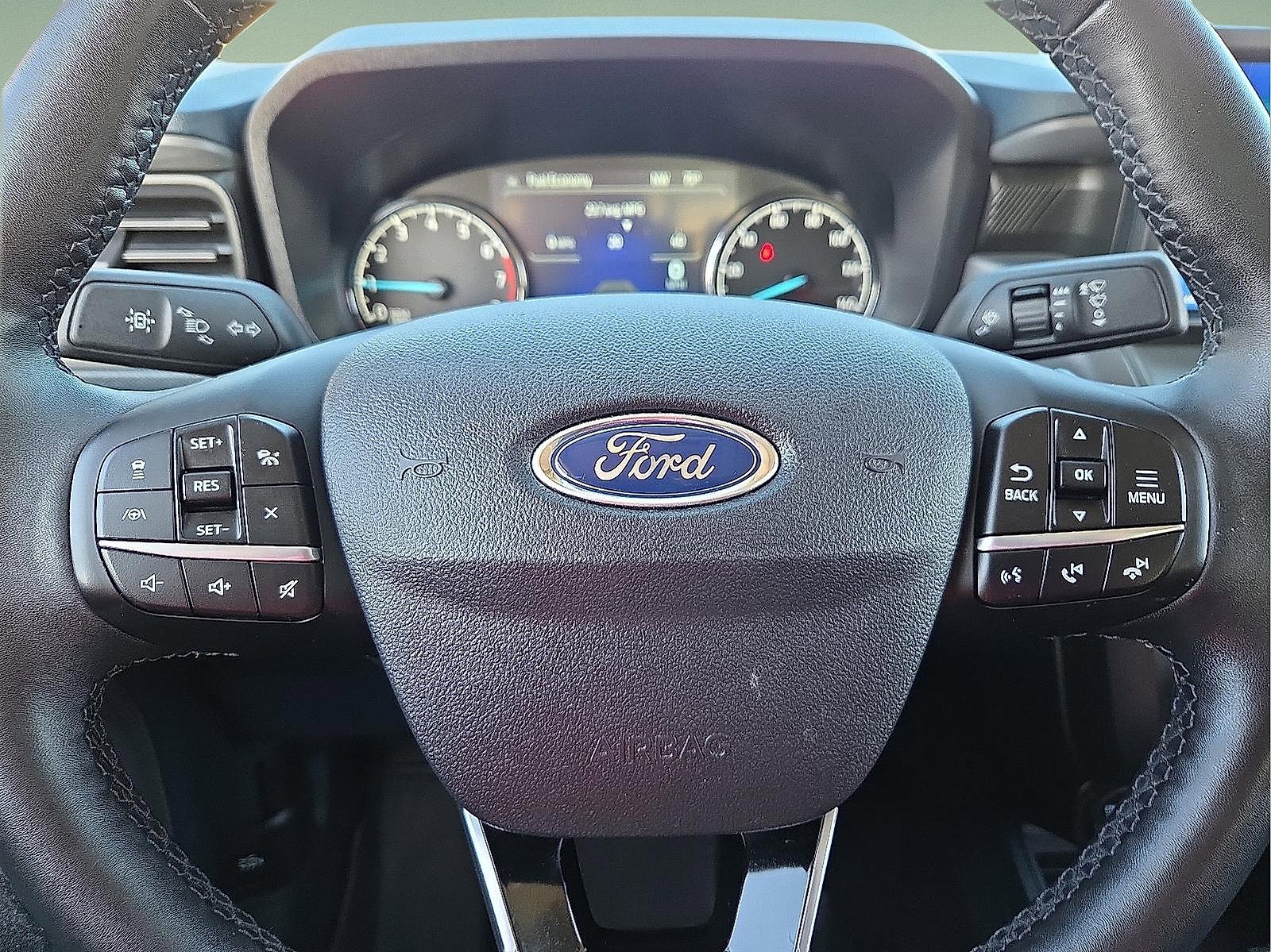 Certified 2024 Ford Maverick Lariat w/ Black Appearance Package image 24