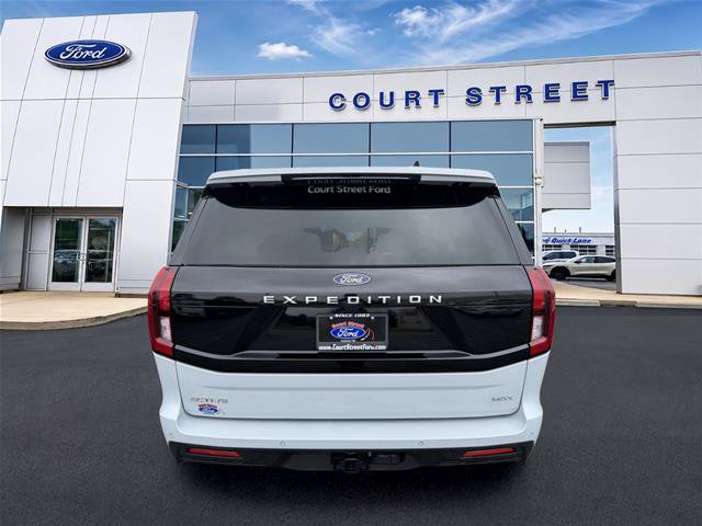 Certified 2025 Ford Expedition Max Active AWD/4WD image 2