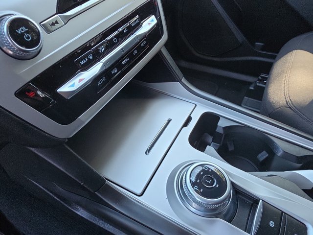 Certified 2023 Ford Explorer XLT RWD image 25