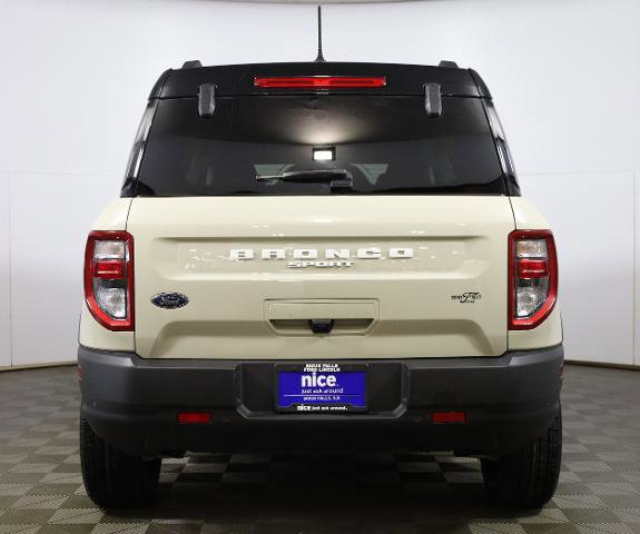 Certified 2024 Ford Bronco Sport Outer Banks w/ Tech Package AWD/4WD image 3