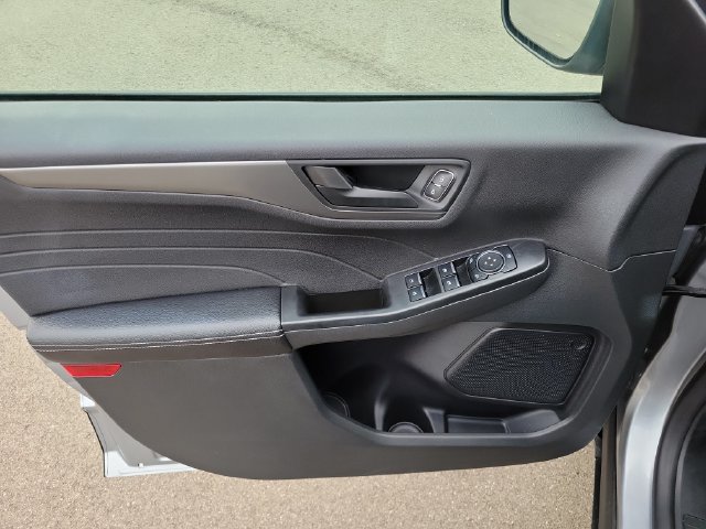Certified 2023 Ford Escape Active AWD/4WD image 12
