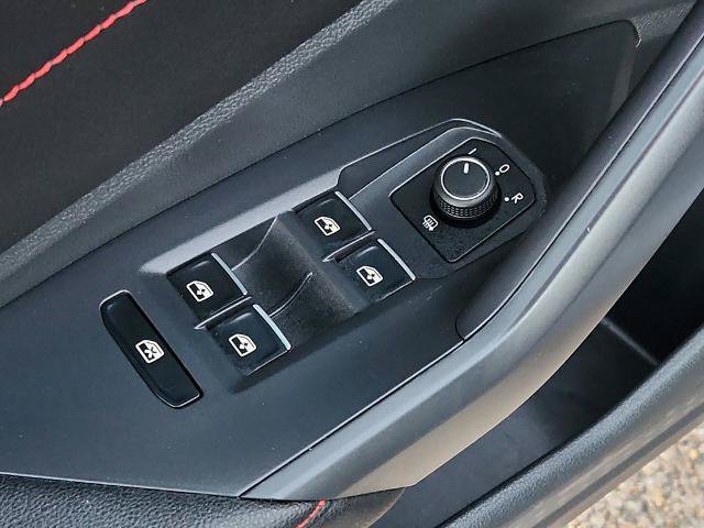 Used 2024 Volkswagen Jetta GLI 40th Anniversary Edition FWD image 17