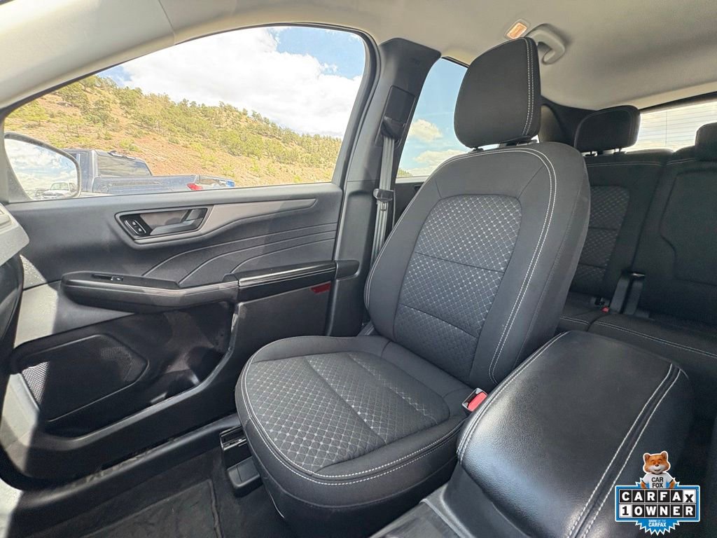 Certified 2025 Ford Escape Active AWD/4WD image 25
