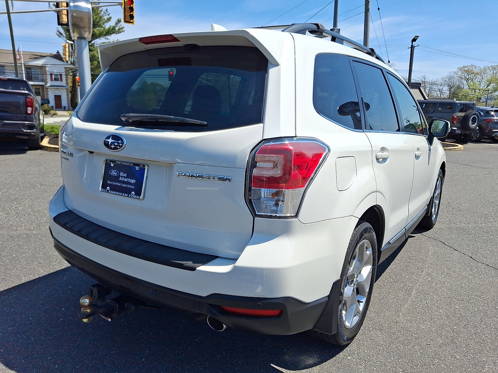 Used 2018 Subaru Forester 2.5i Touring AWD/4WD image 10