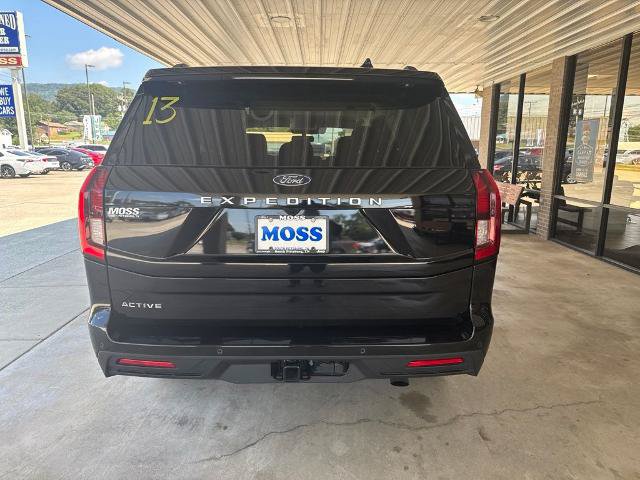 Certified 2025 Ford Expedition Active RWD image 5