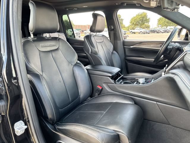 Used 2021 Jeep Grand Cherokee L Overland w/ Luxury Tech Group IV AWD/4WD image 26