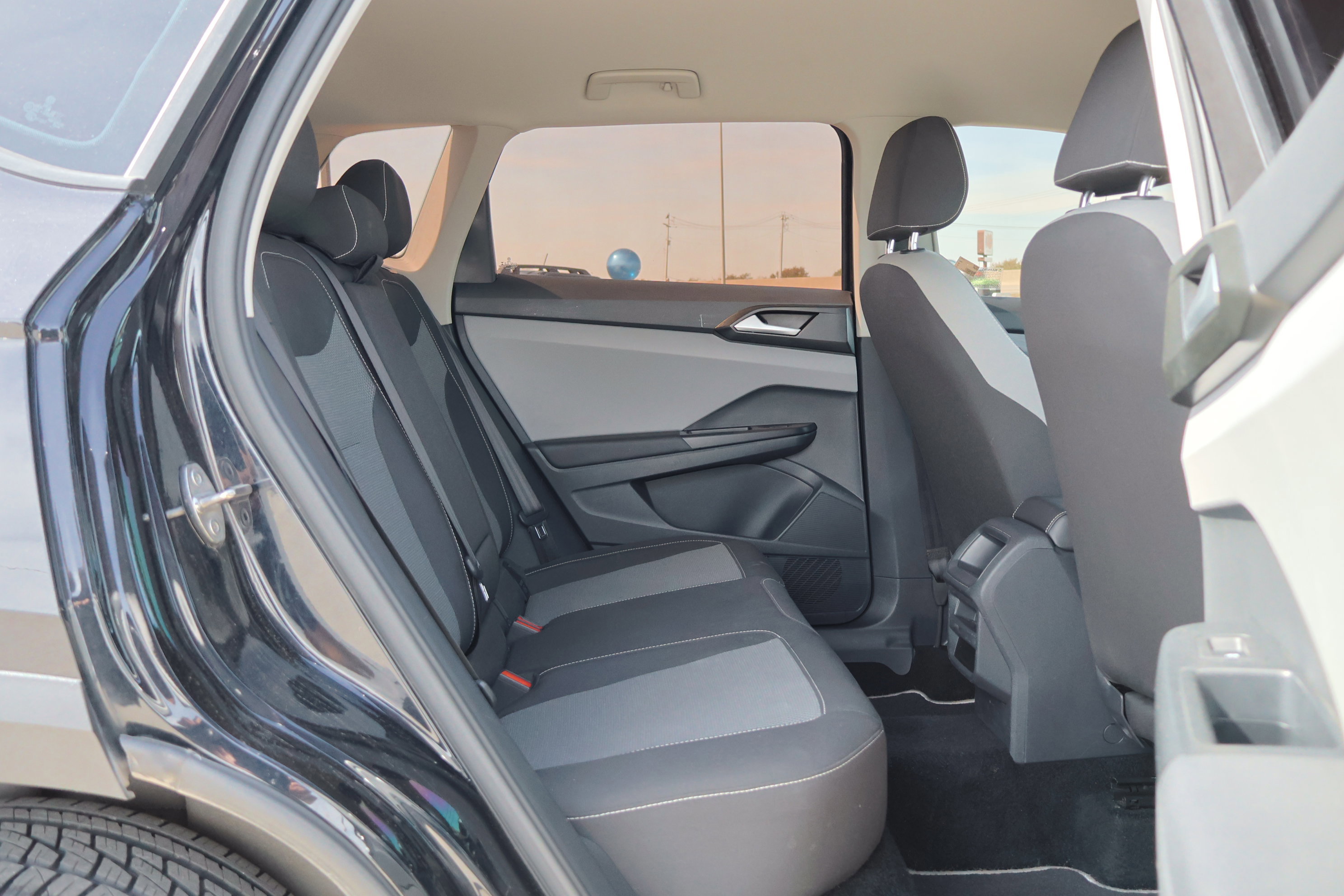 Used 2023 Volkswagen Taos S image 32