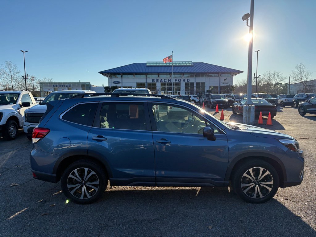 Used 2020 Subaru Forester Limited image 4