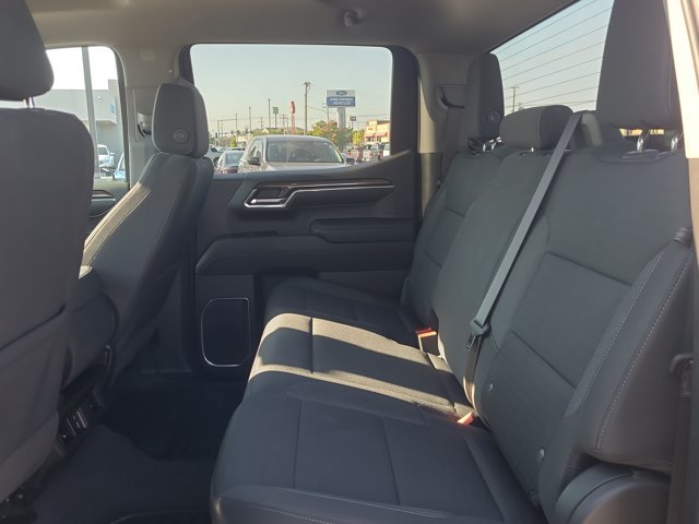 Used 2023 Chevrolet Silverado 1500 LT AWD/4WD image 13