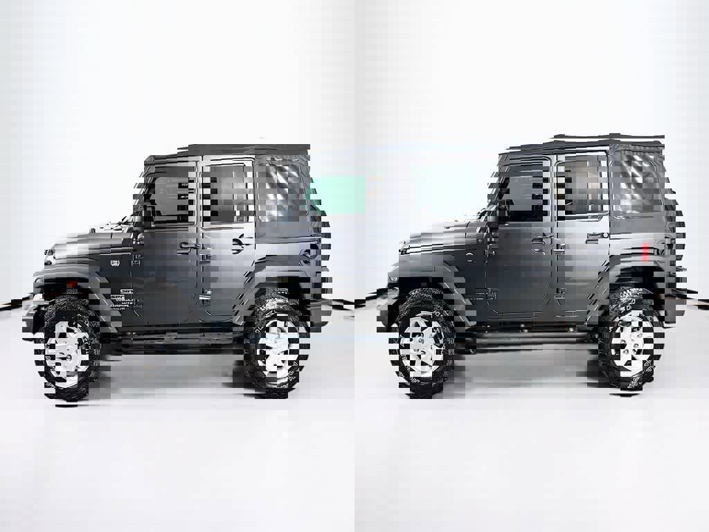 Used 2017 Jeep Wrangler Unlimited Sport w/ Quick Order Package 24S image 2