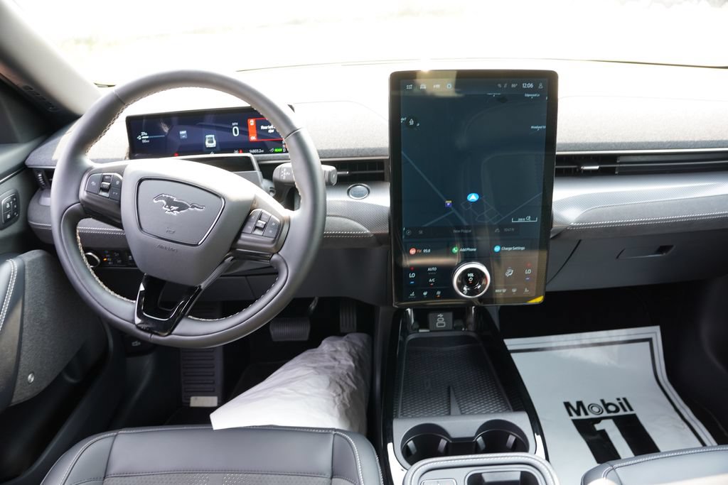 Certified 2025 Ford Mustang Mach-E GT AWD/4WD image 18