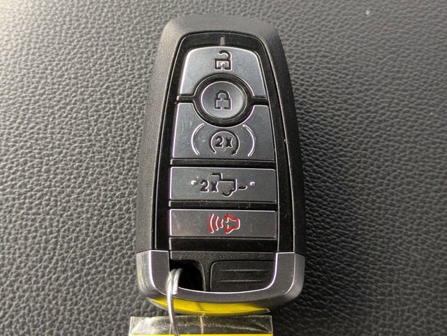 Certified 2025 Ford F350 Lariat w/ FX4 Off-Road Package image 29