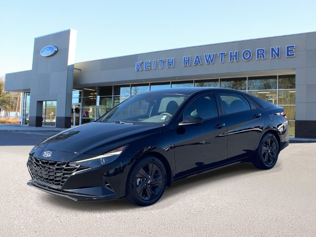 Used 2022 Hyundai Elantra Blue FWD image 3