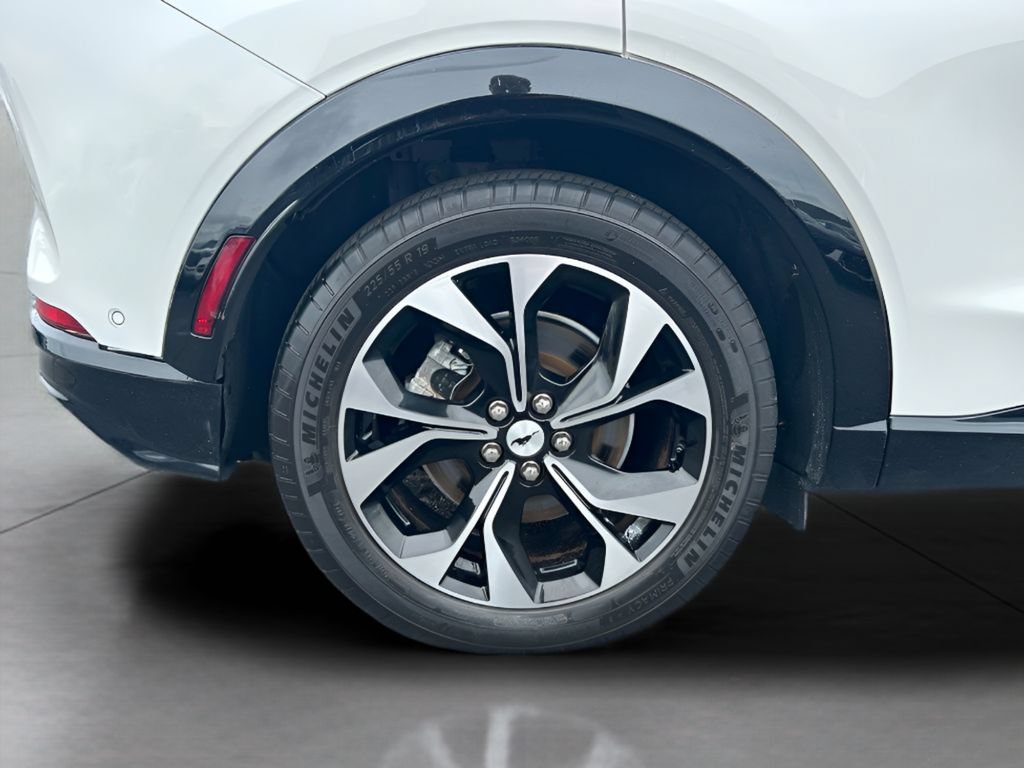 Certified 2023 Ford Mustang Mach-E Premium AWD/4WD image 17